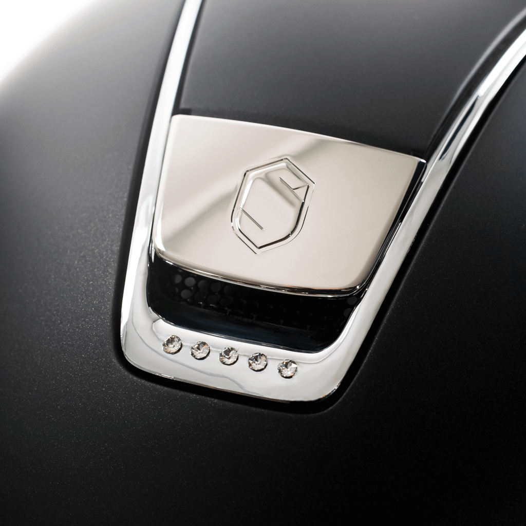 Samshield Reithelm Classic SM, Dressurausschnitt, Trim + Blason  