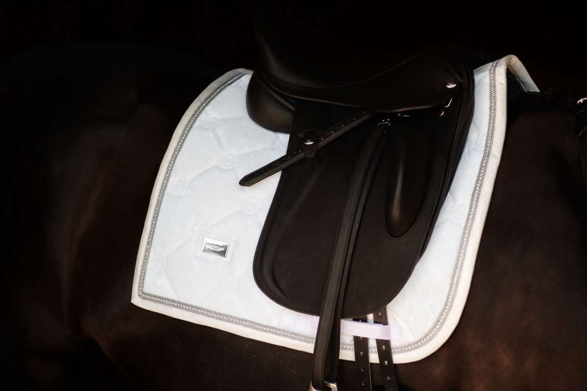 Equestrian Stockholm Dressage Saddle Pad Timeless White Glimmer