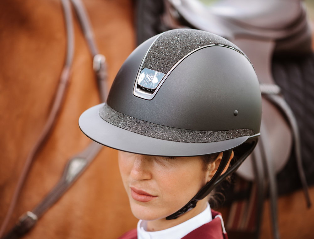 Sparkly Horse Riding Helmets With Swarovski Applications FUNDIS Sparkly Horse Riding Helmets With Swarovski Applications FUNDIS