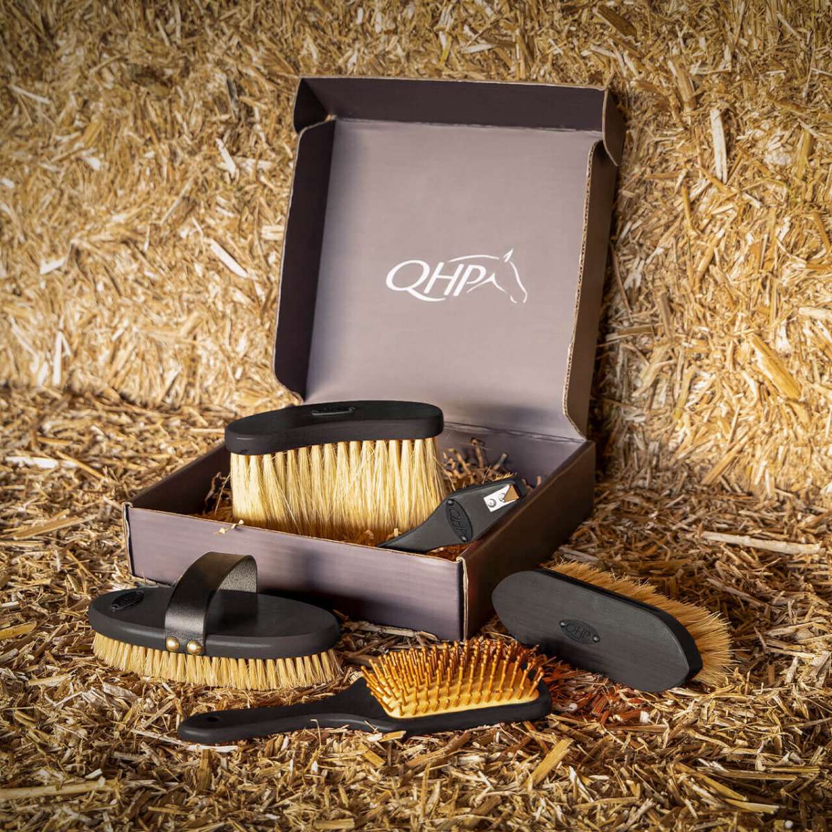 QHP Brush Set Royal | FUNDIS Equestrian